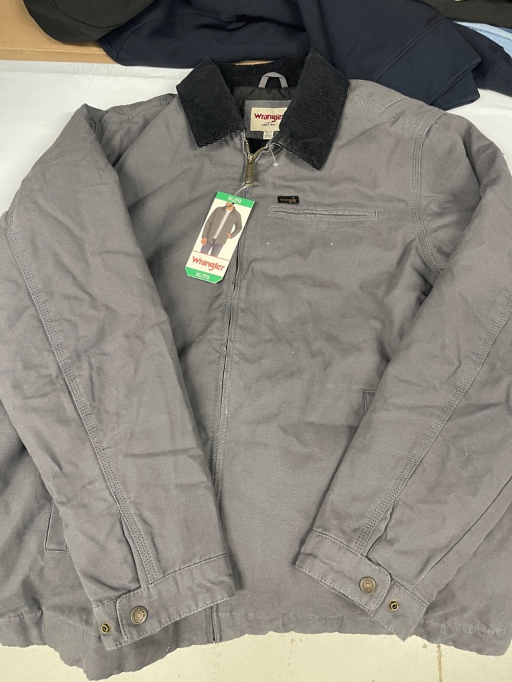 Wrangler Gray Canvas Jacket with Black Corduroy Collar